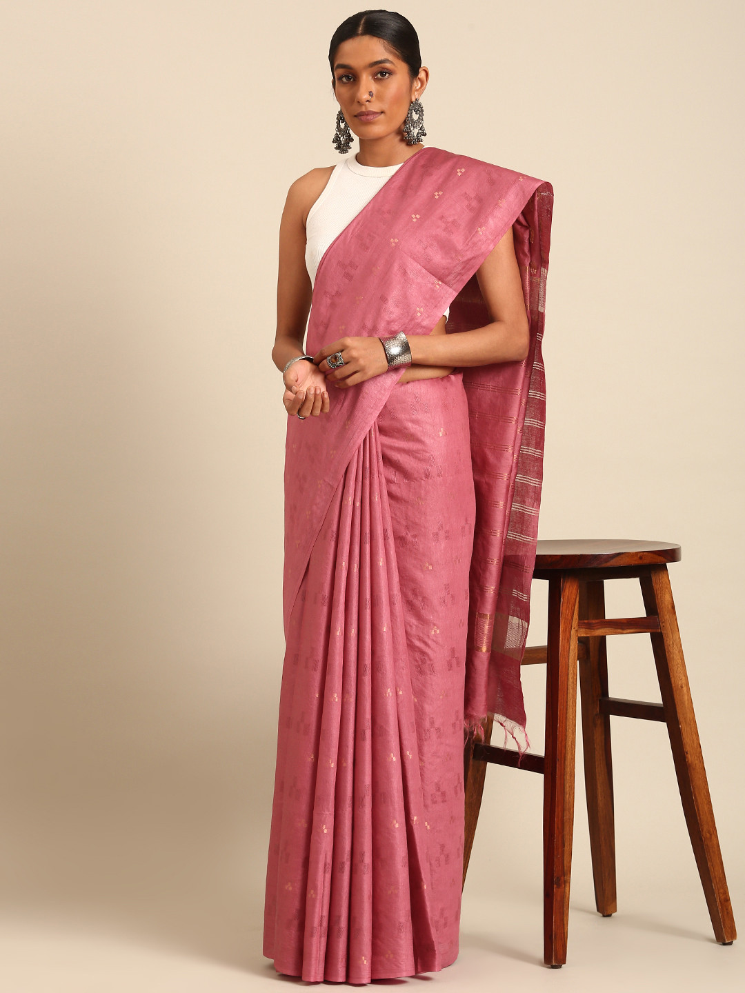 

Taavi Woven Design Zari Handloom Saree, Pink