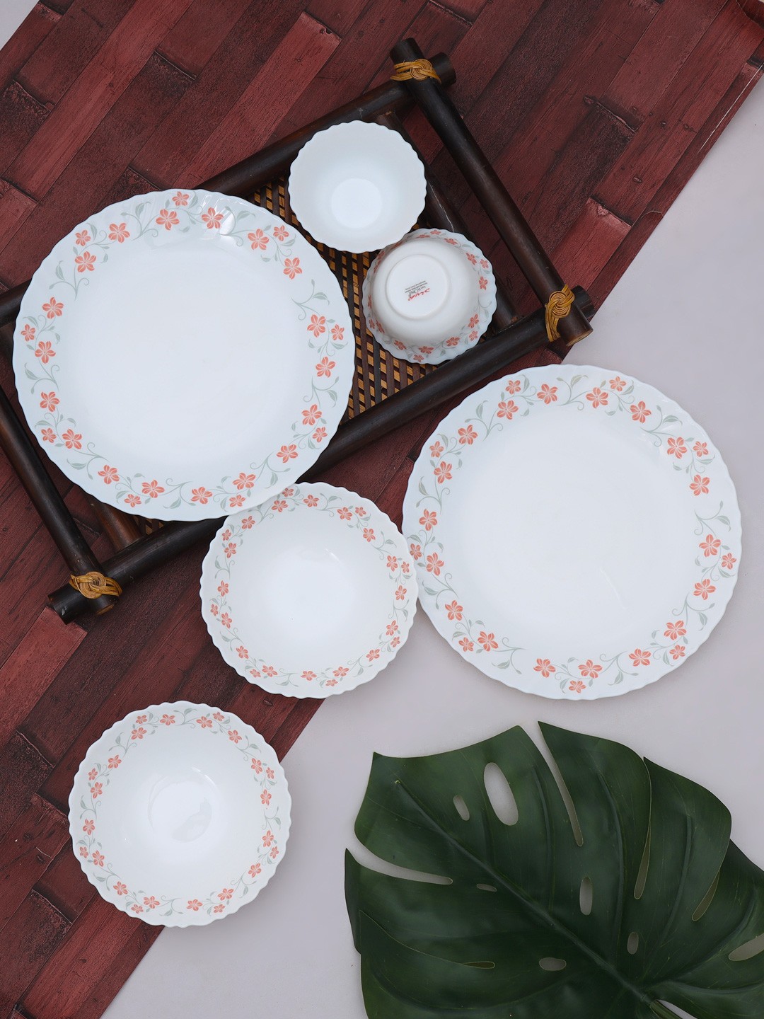 

Laopala Diva Classique White & Pink 6 Pcs Floral Opal Glass Micowave safe Dinner Set