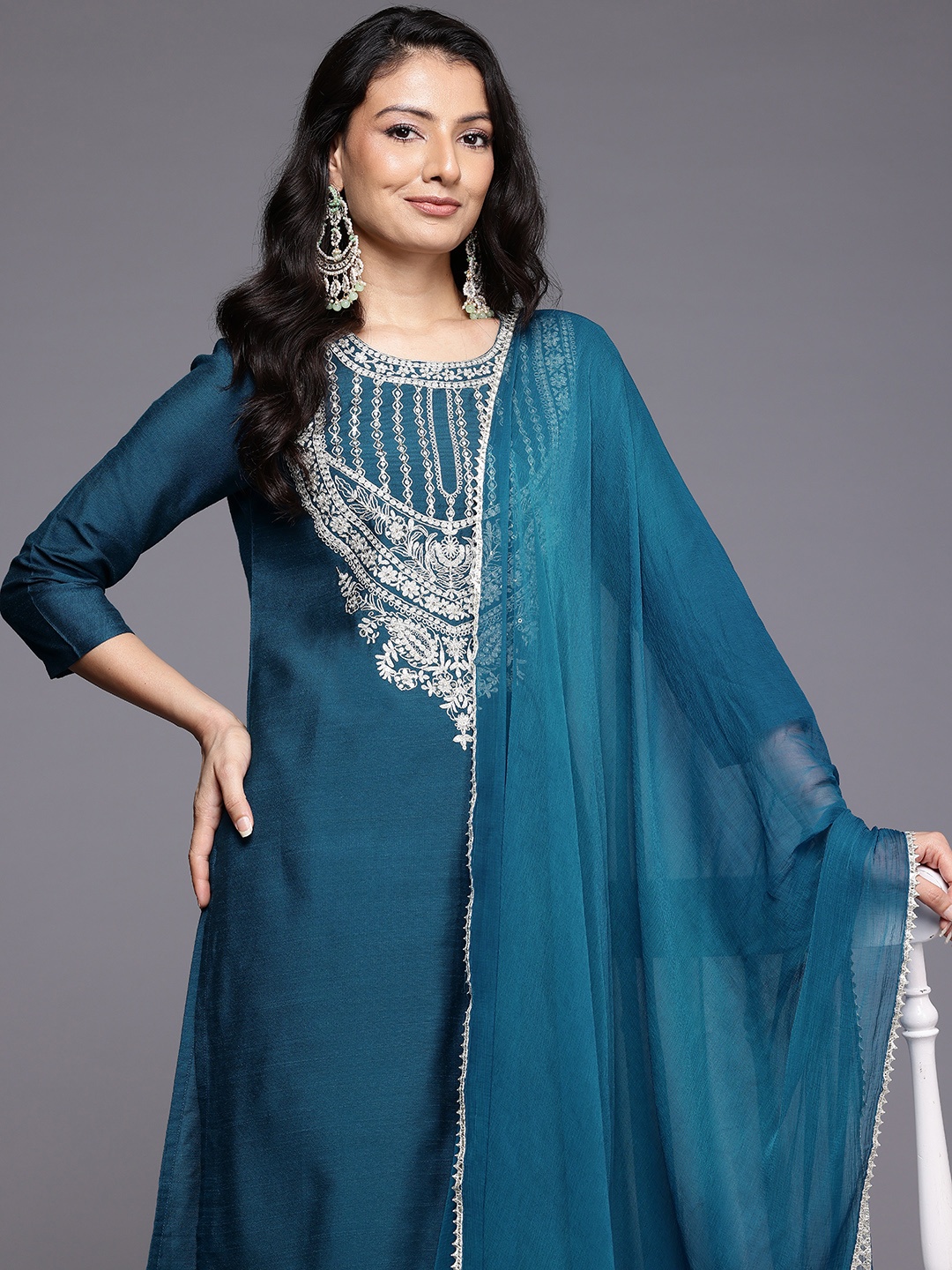 

Varanga Ethnic Motifs Embroidered Zari Kurta With Trousers & Dupatta, Blue