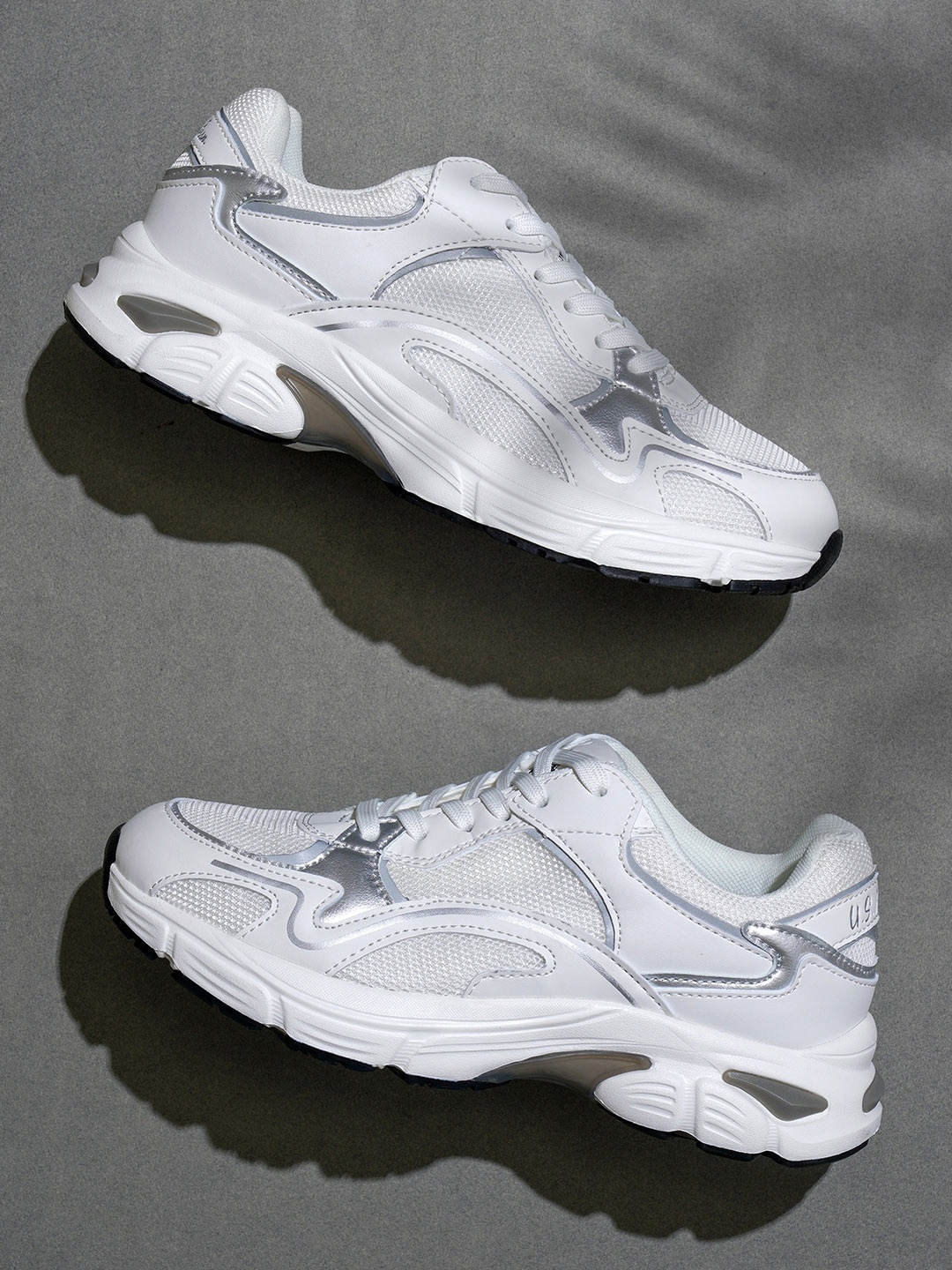 

U.S. Polo Assn. Women PU Round Toe Sneakers FELICIA, White