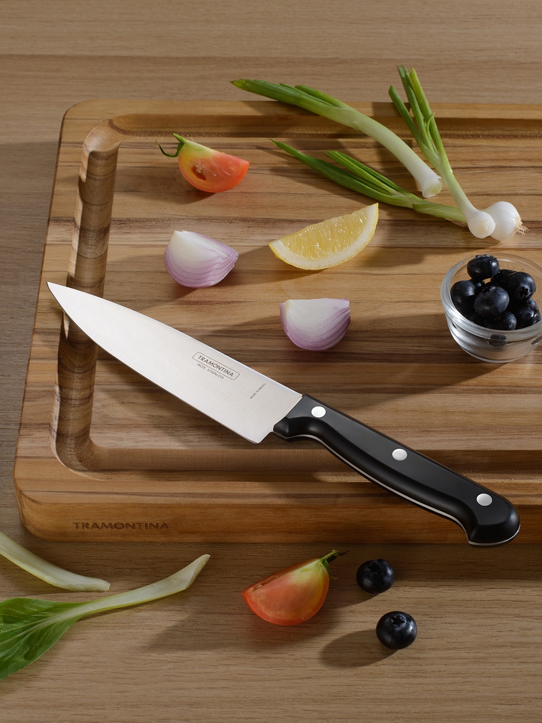 

Tramontina Ultracorte Stainless Steel Antimicrobial Chef Knife 14.9cm, Black