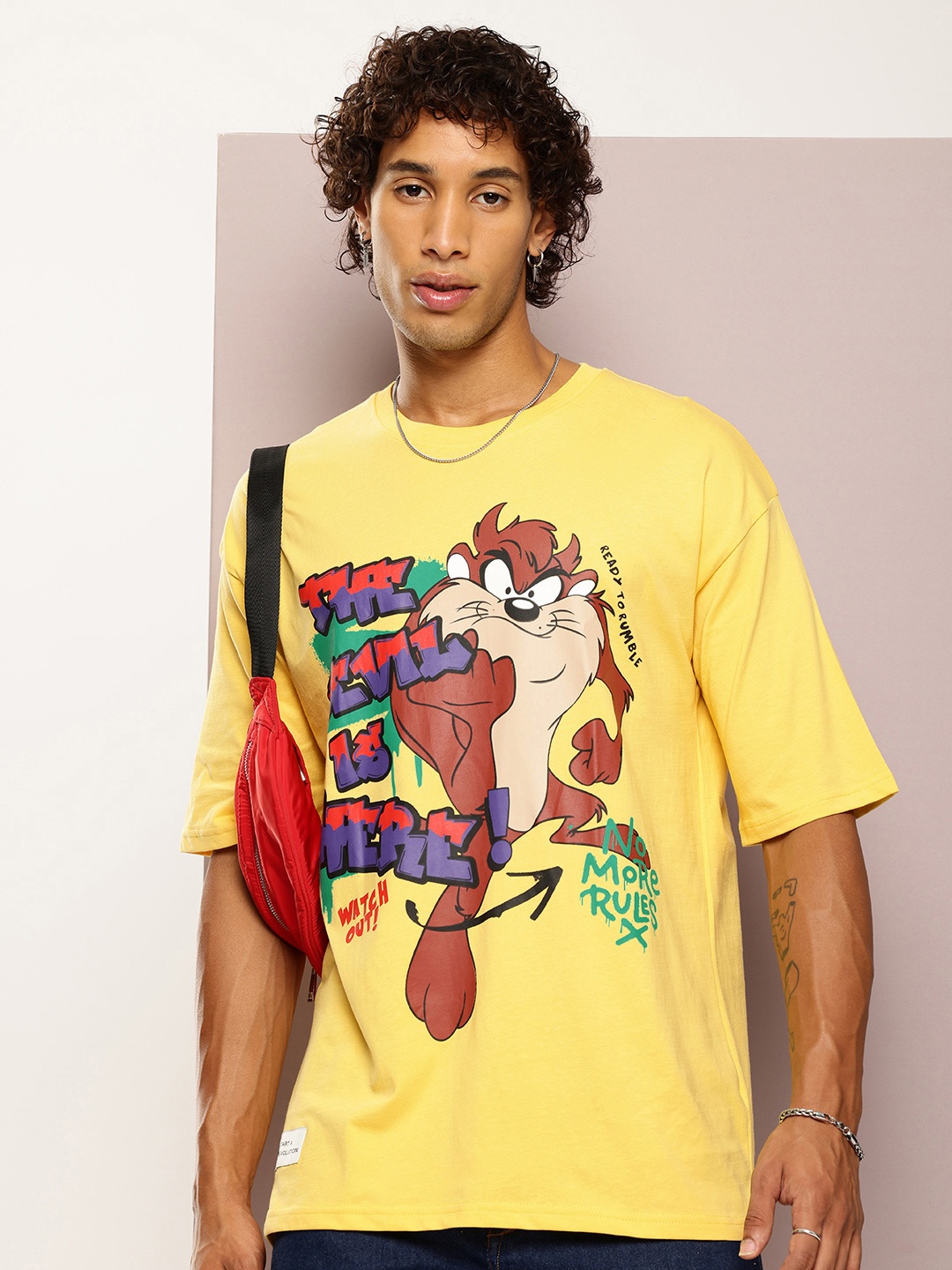 

Kook N Keech Men Looney Tunes Printed Drop-Shoulder Sleeves Oversized Pure Cotton T-shirt, Yellow