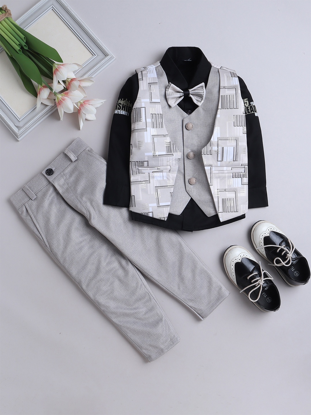 

BAESD Boys 3 Pieces Printed Embellished Single-Breasted Suits, Beige