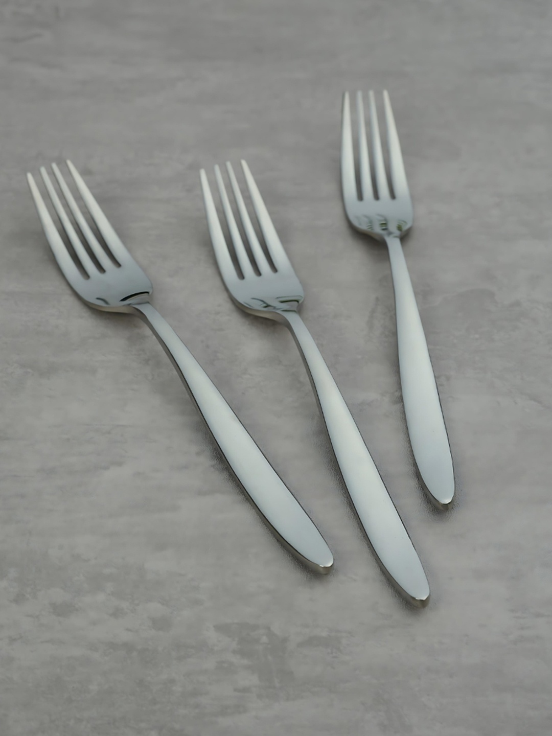 

BlackCarrot Silver Toned 3 Pieces Dinner Fork Cutlery Set