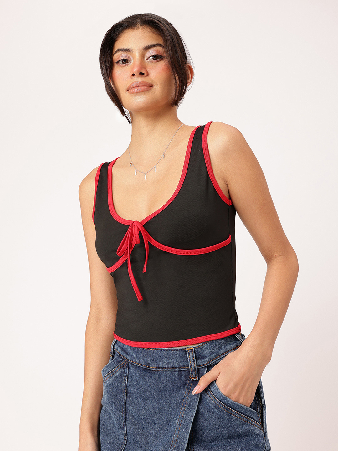 

DressBerry Lacy Bow Glam Contrast Taping Fitted Top, Black