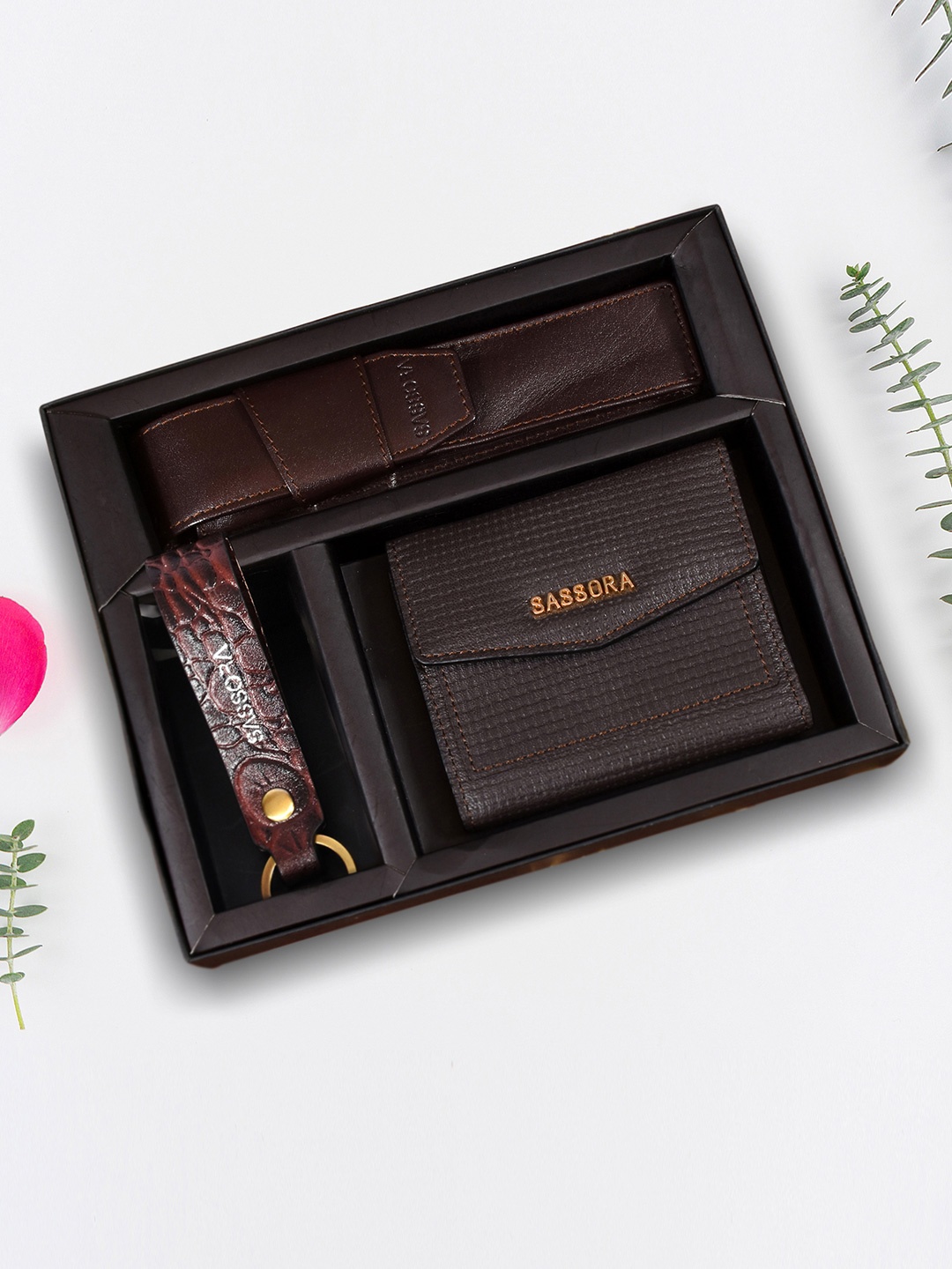 

Sassora Women Accessory Gift Set, Brown