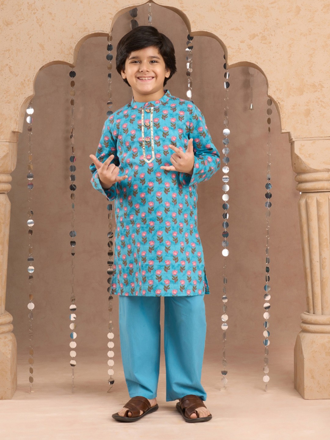 

LIL DRAMA Boys Floral Printed Gotta Patti Mandarin Collar Pure Cotton Kurta With Pyjama, Blue