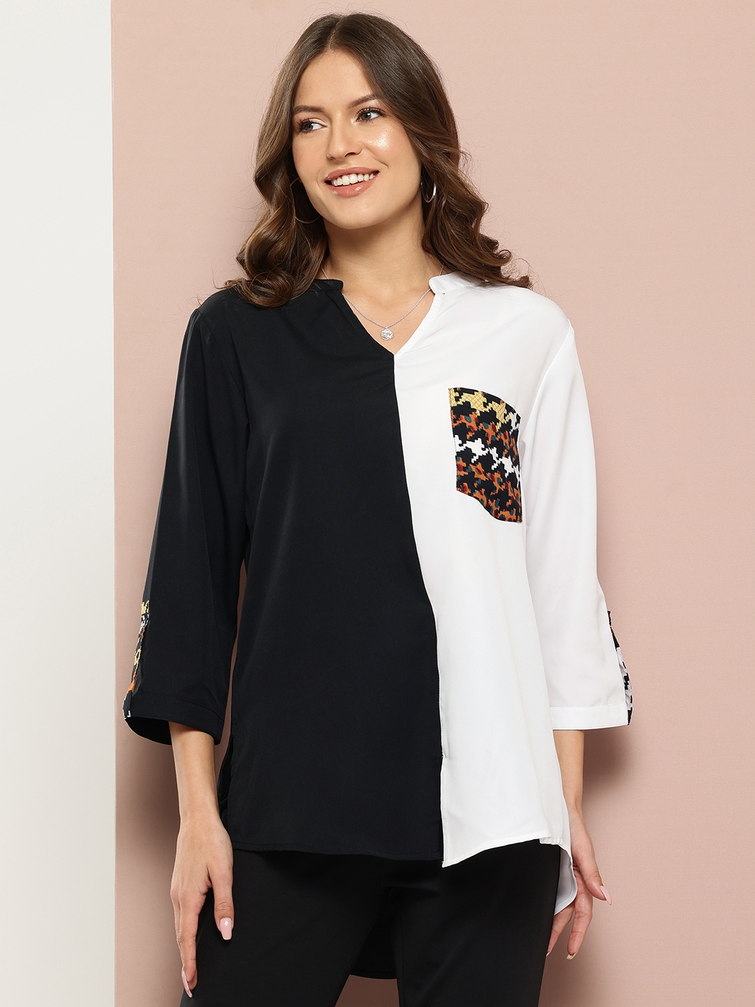 

Qurvii Colourblocked Mandarin Collar Roll-Up Sleeves Crepe Shirt Style Longline Top, Black