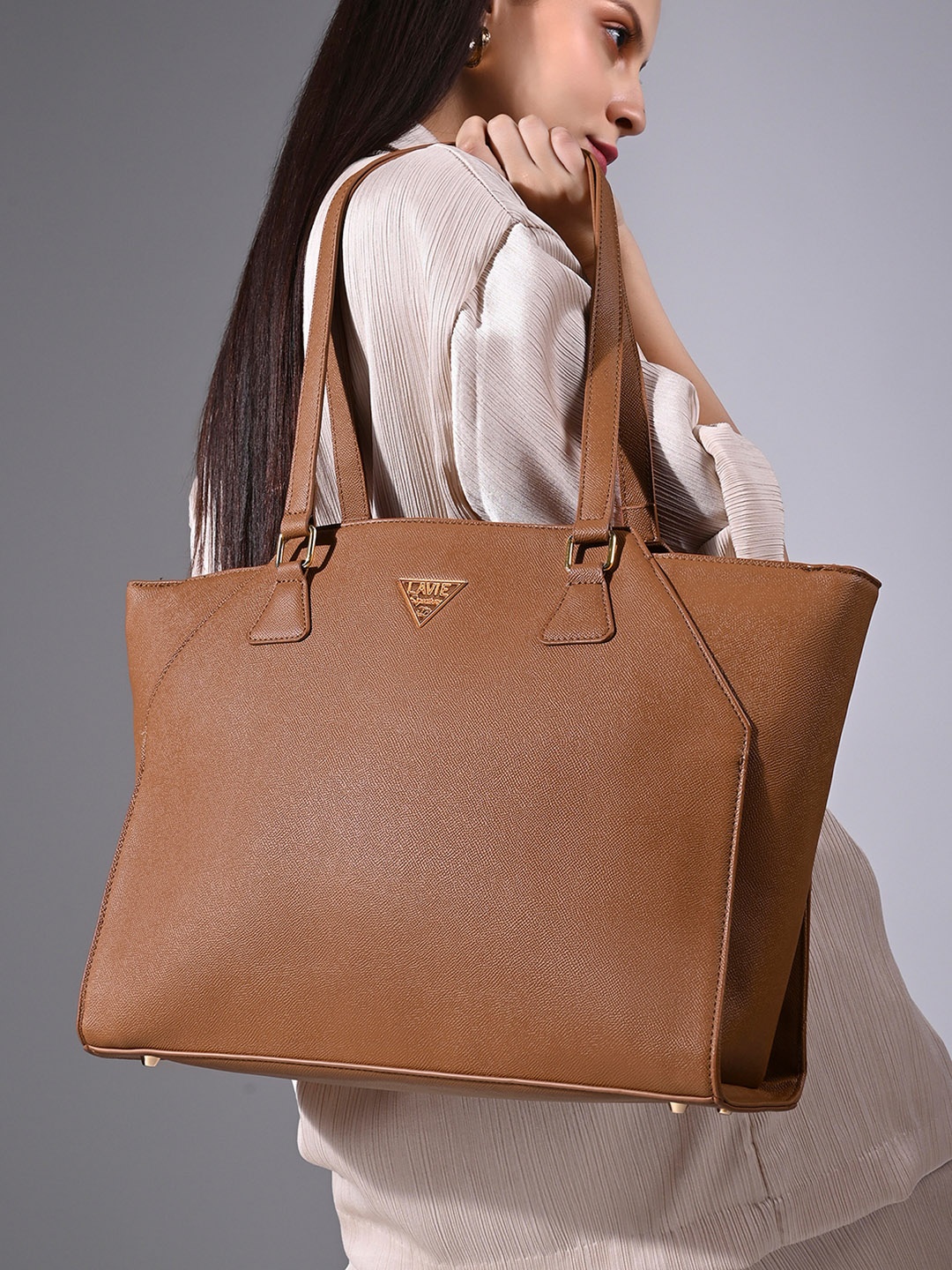 

LAVIE Signature Women Alaska Pro, Fits Upto 15 Inch Tote Handbag, Tan