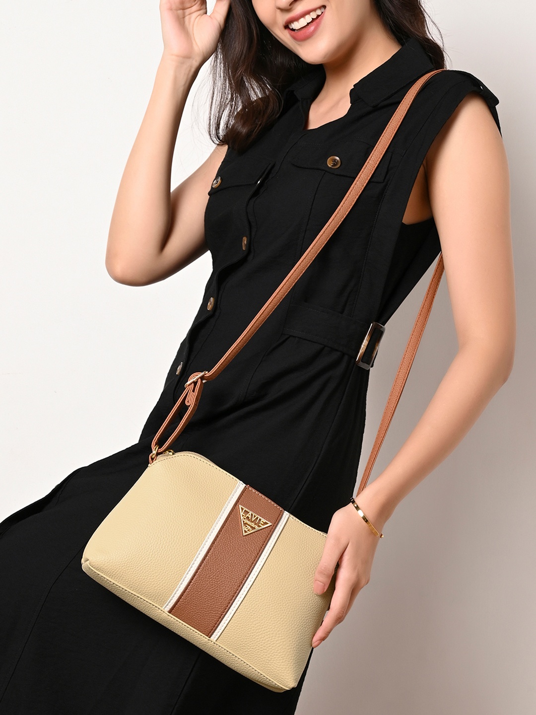 

LAVIE Signature Women Georgia Sling Handbag, Beige