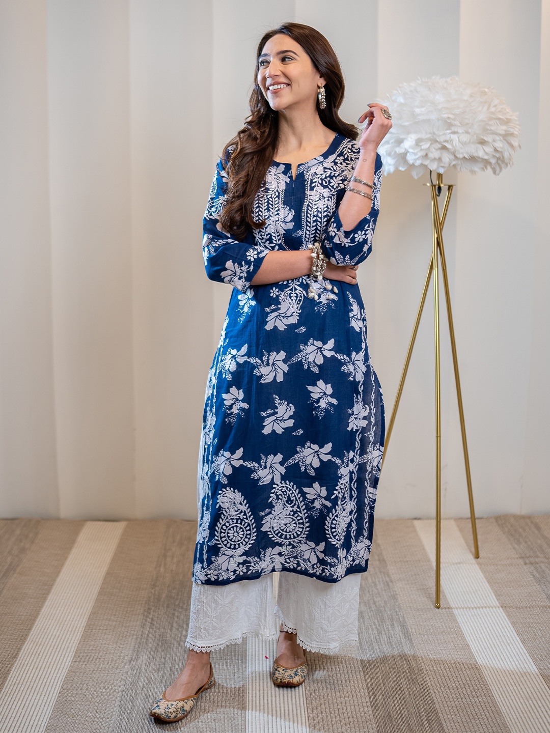 

House of Chikankari Chikankari Printed Kurta, Navy blue