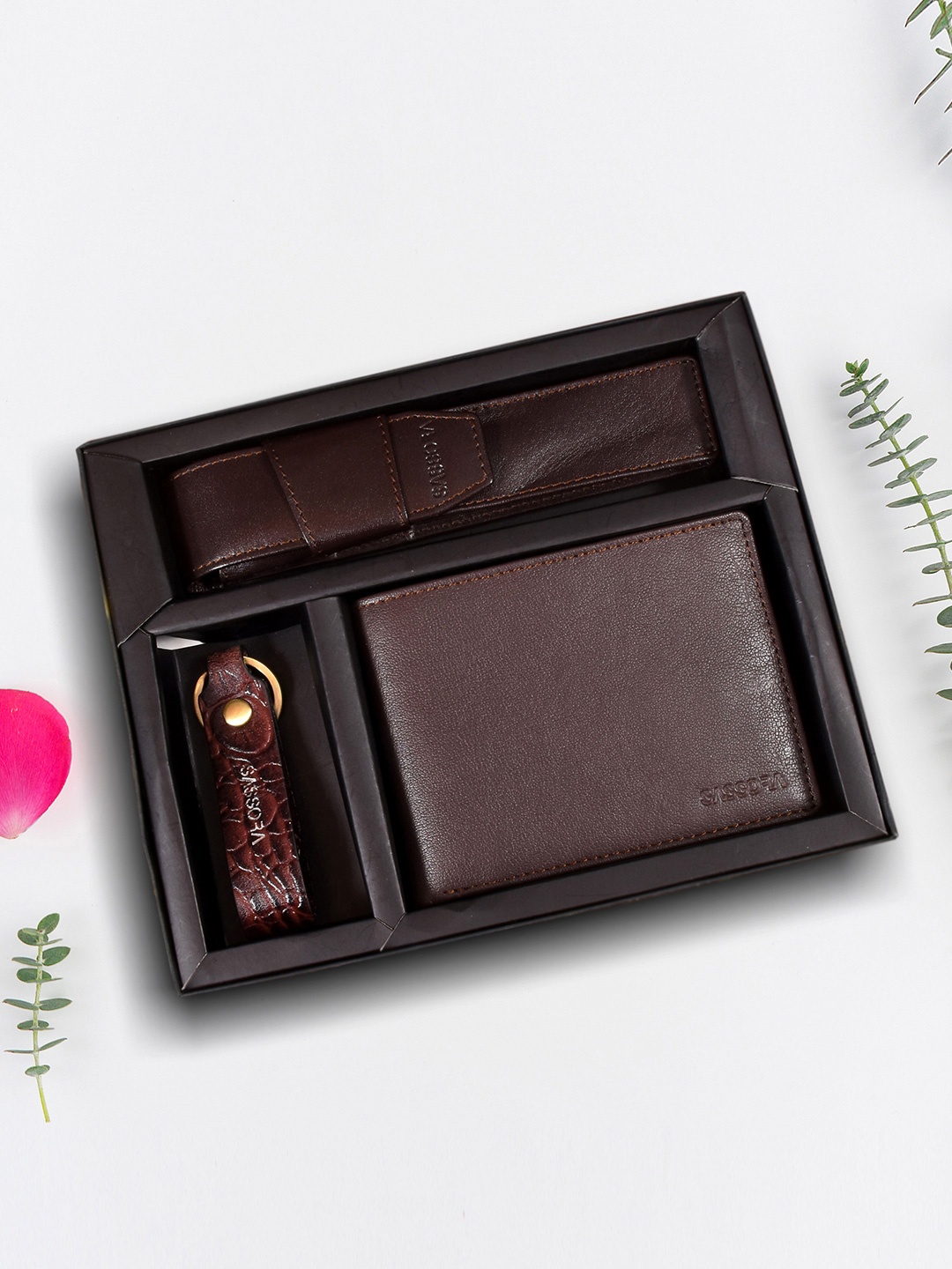 

Sassora Men Wallet, Keychain Gift Set, Brown