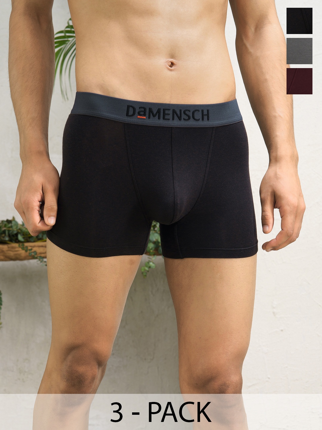 

DaMENSCH Deo-Soft Solid Premium Egyptian Cotton-Modal Trunks Gift Box, Black