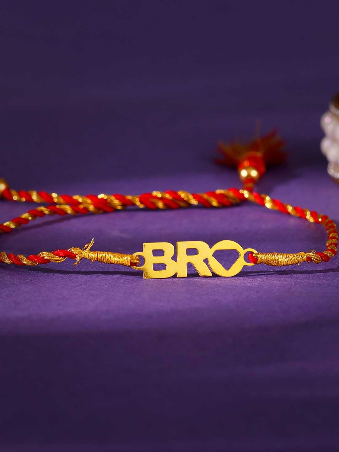 

GIVA 925 Silver Perfect BRO Thread Rakhi, Gold