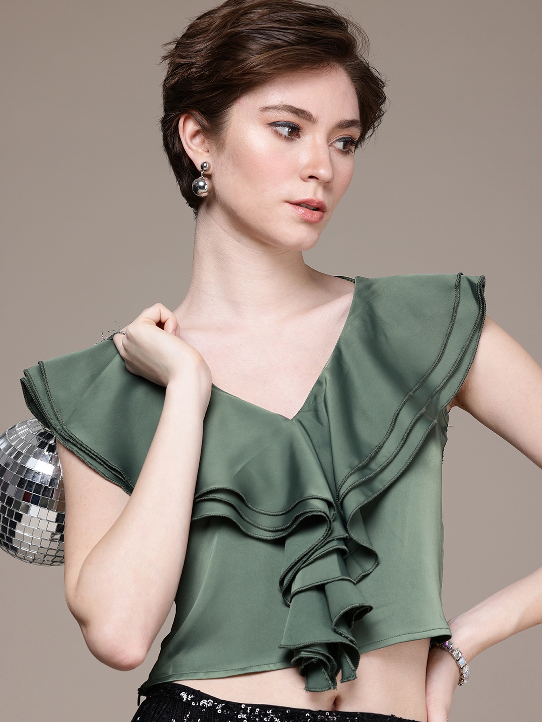 

bebe Ruffled V-Neck Party Crop Top, Green