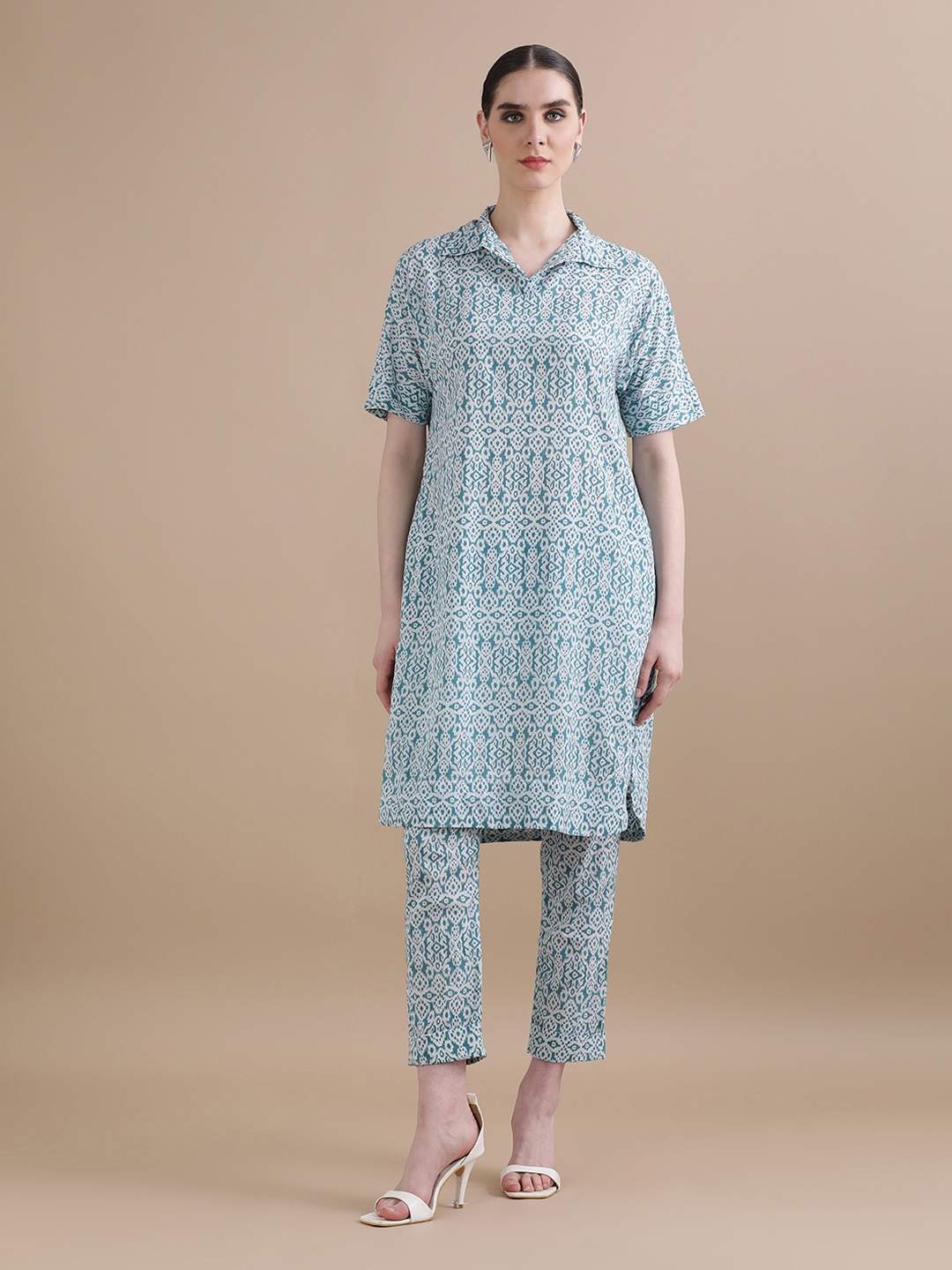 

BLACK & BLAH BLAH Relaxed Fit Printed A-Line Pure Cotton Kurta and Trouser, Green