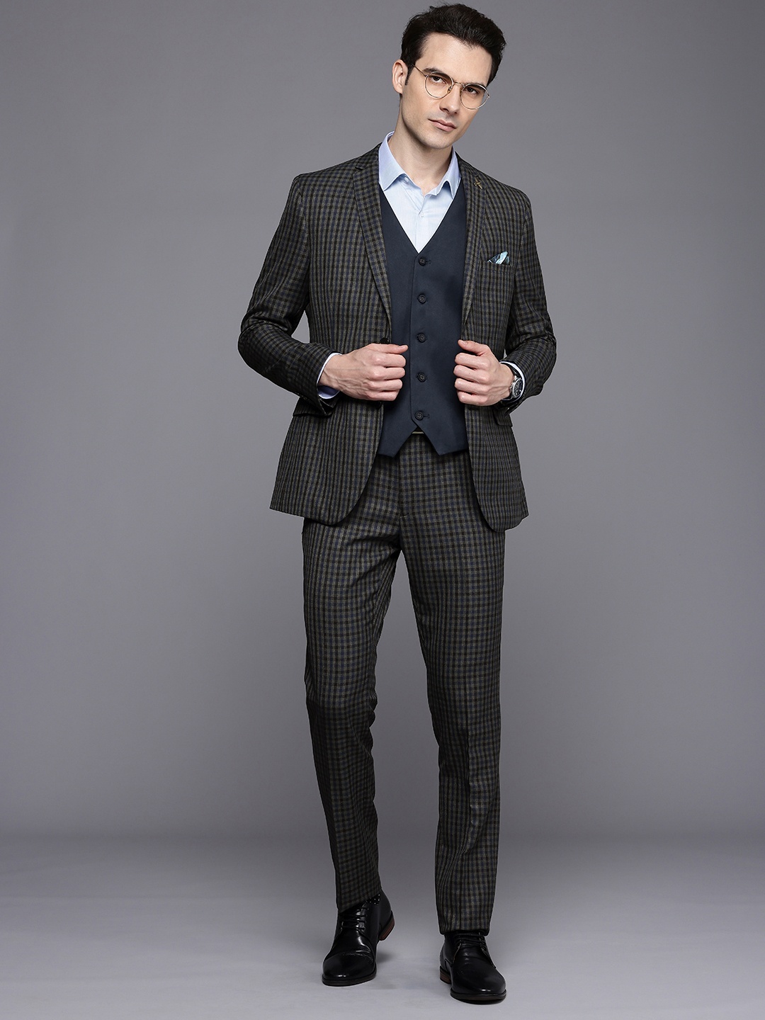 

Theme Men 3 Piece Checked Slim Fit Suit, Grey