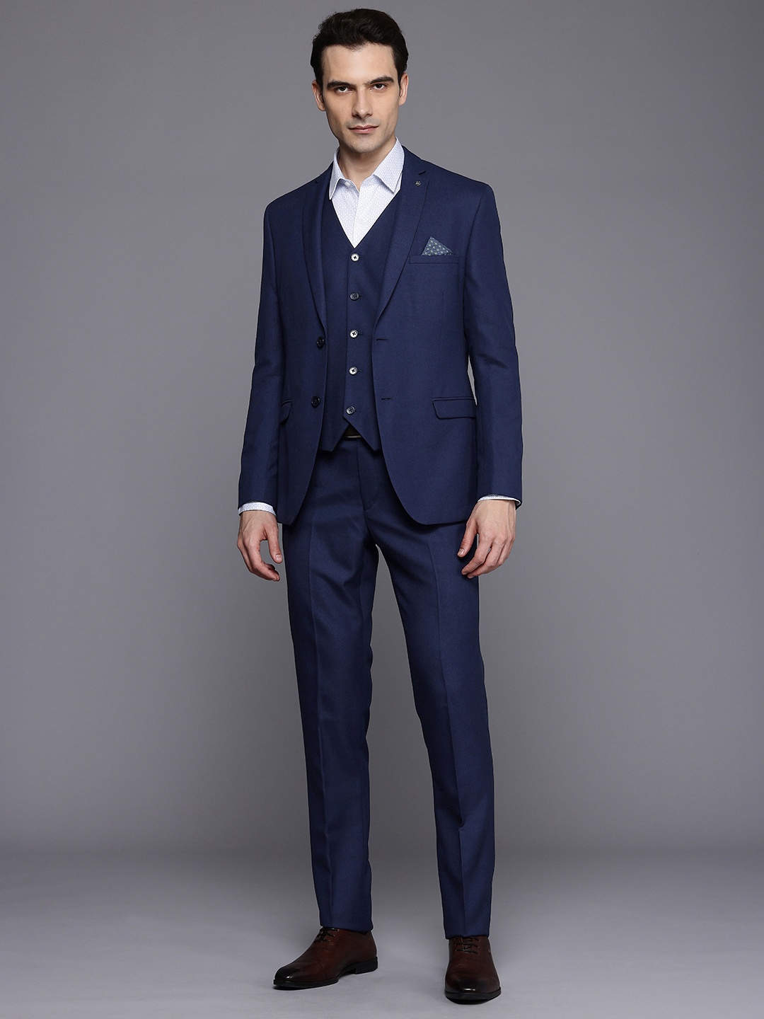

Theme Men 3 Piece Solid Slim Fit Suit, Navy blue