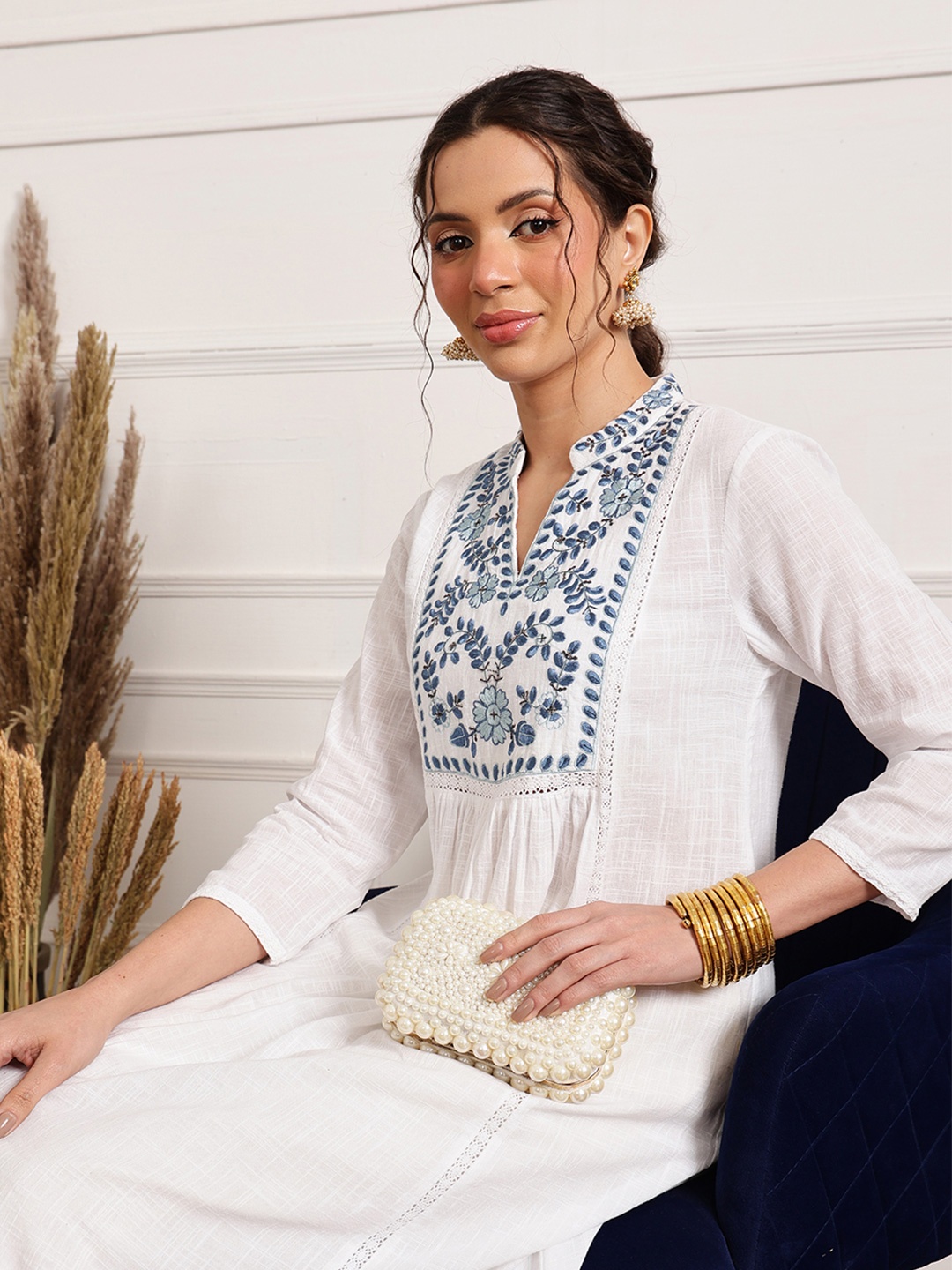 

BARARA ETHNIC Floral Embroidered Mandarin Collar Pleated A-Line Kurta, White