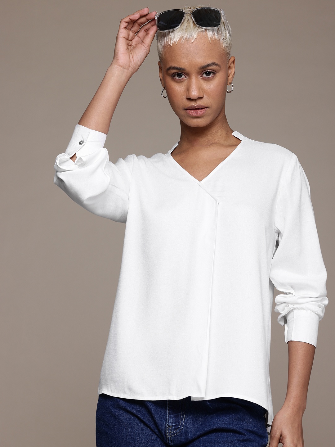 

Roadster Standard Relaxed Fit Pure Cotton Casual Shirt, White