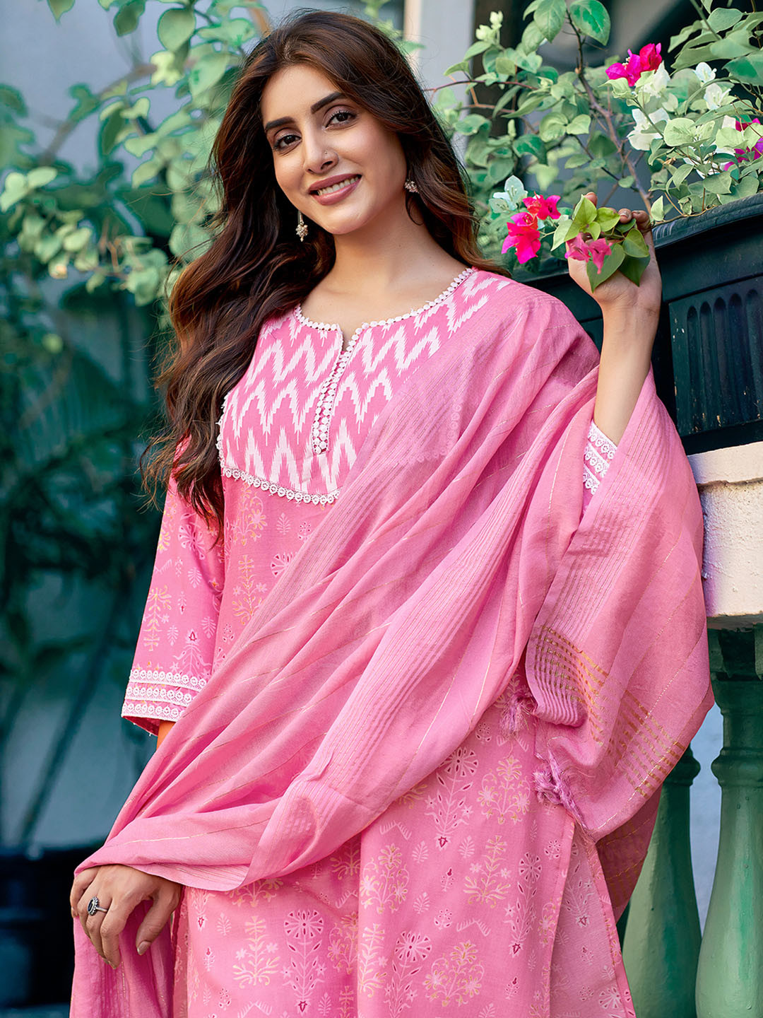 

KALINI Ethnic Motifs Printed Straight Kurta with Trousers & Dupatta, Pink