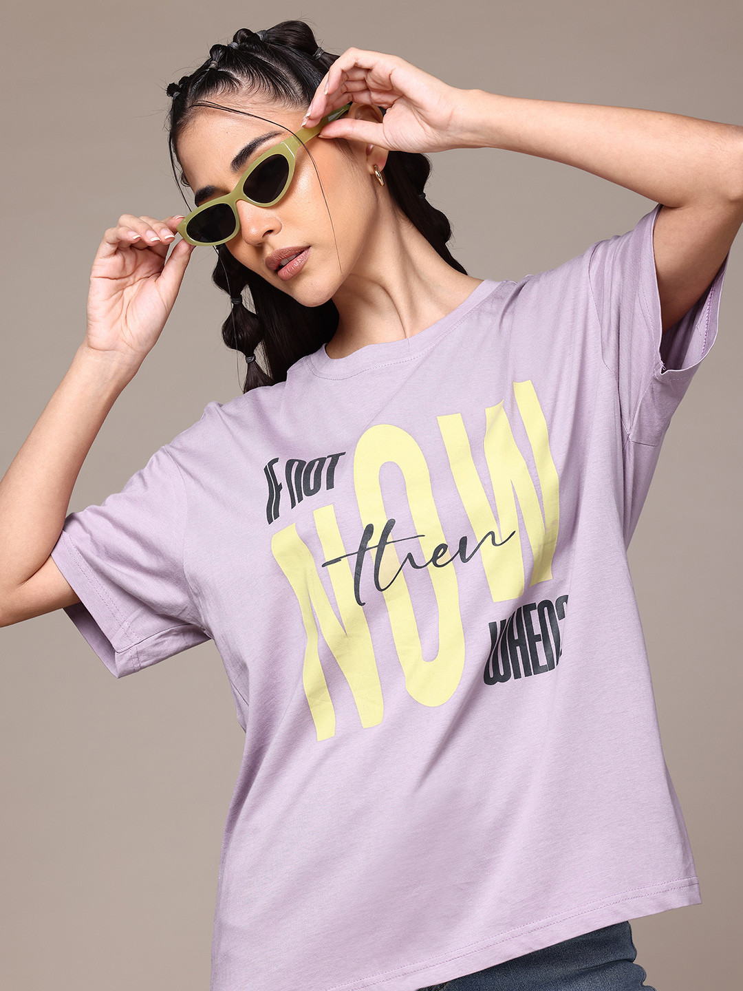 

The Roadster Lifestyle Co. Printed Drop-Shoulder Sleeves Pure Cotton Oversized T-shirt, Lavender