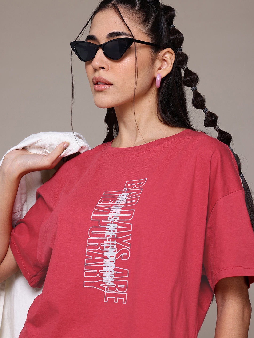 

The Roadster Lifestyle Co. Typography Printed Pure Cotton Boxy T-Shirt, Red