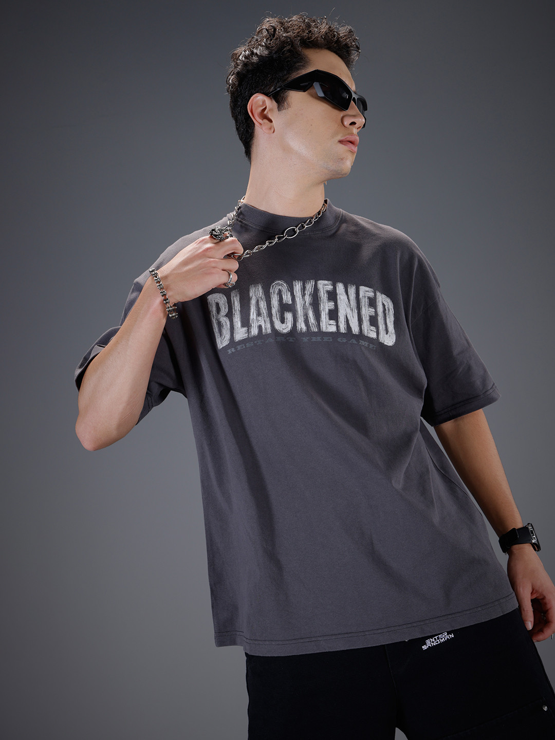 

SOKO STREET Printed Drop-Shoulder Sleeves Oversized Fit T-shirt, Grey