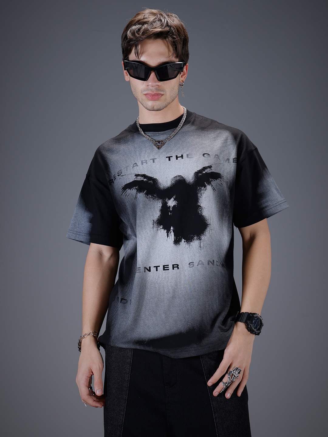 

SOKO STREET Printed Drop-Shoulder Sleeves Relaxed Fit T-shirt, Black