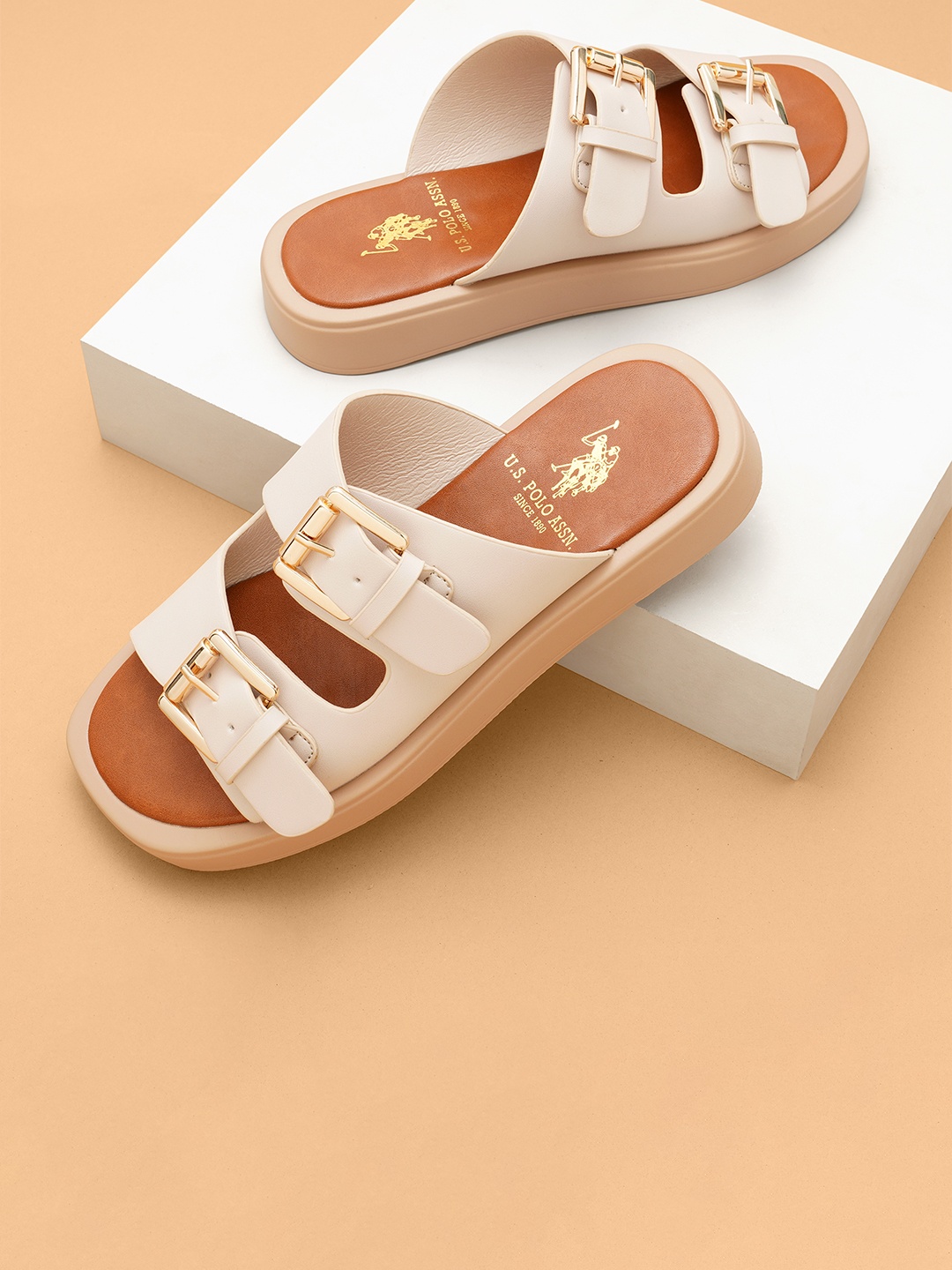 

U.S. Polo Assn. Women Open Toe Flats With Buckles ALANDRA, Nude