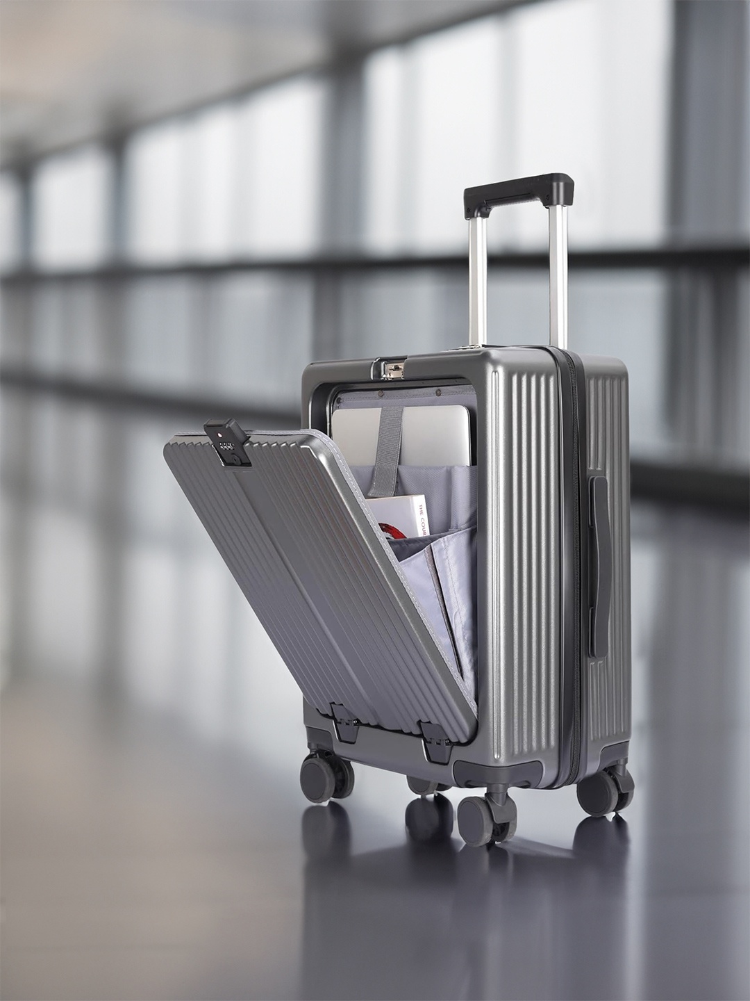 

THE CLOWNFISH Wanderlux Textured Hard Sided Suitcase Trolley Bags, Grey