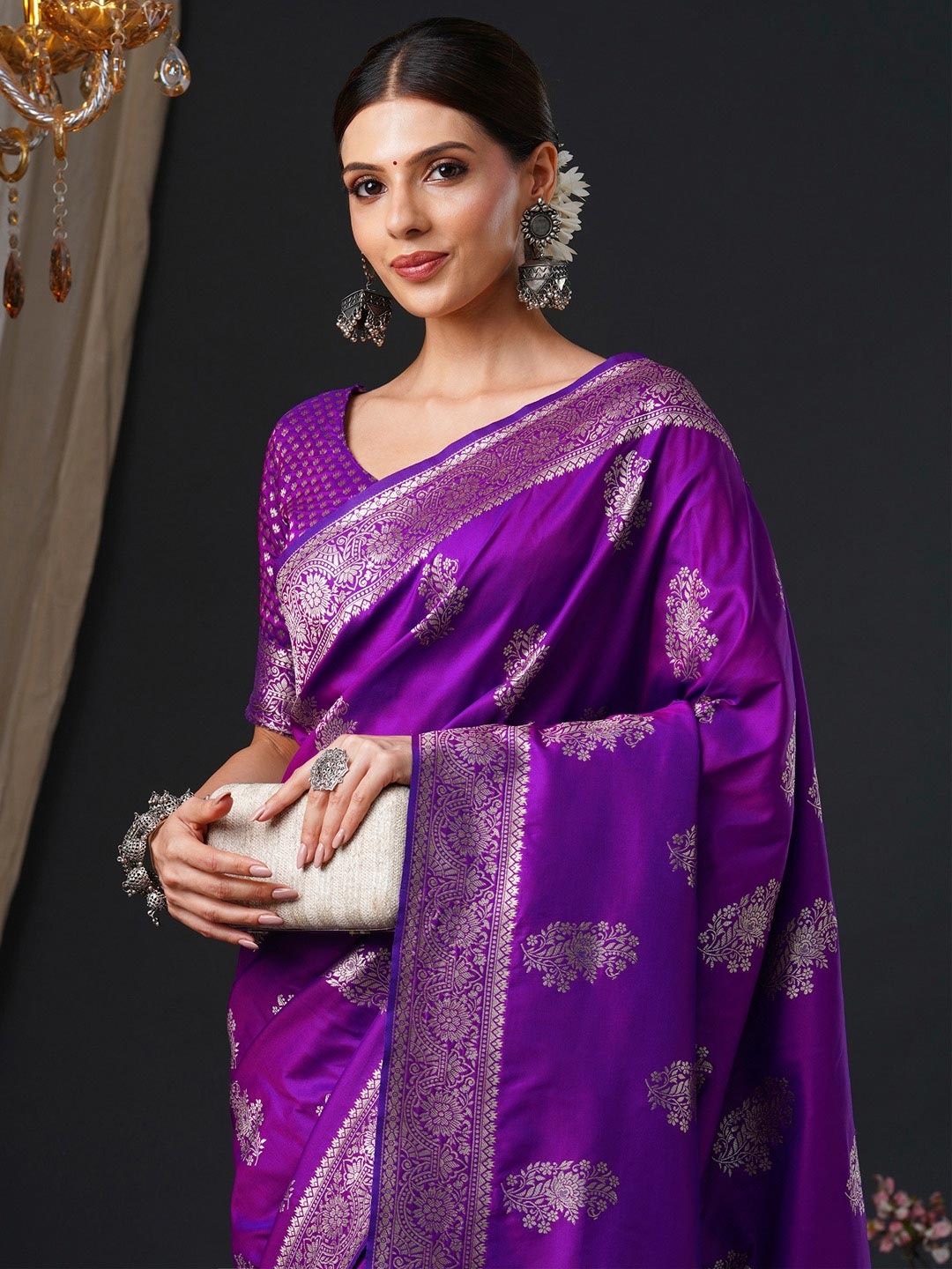 

Anouk Ethnic Motifs Zari Silk Blend Banarasi PurpleSaree, Purple