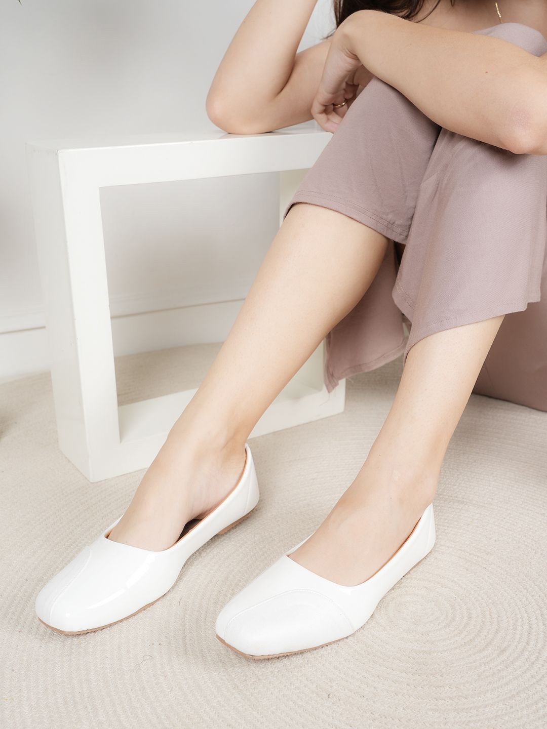 

Mast & Harbour Women Ballerinas, White