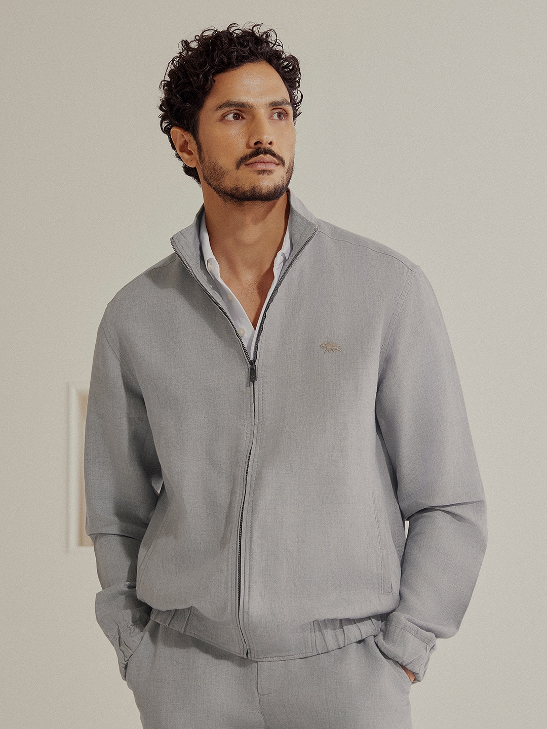 

Andamen Men Solid Mock Collar Bomber Jacket, Grey