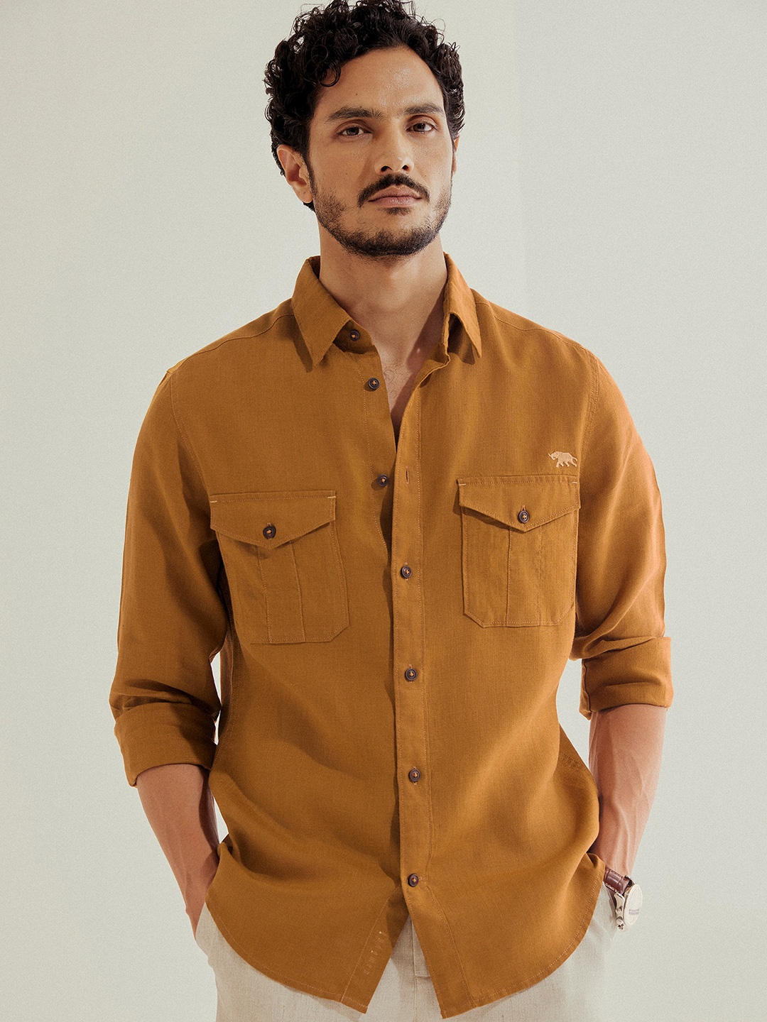 

Andamen Casual Men Solid Slim Fit Casual Shirt, Mustard