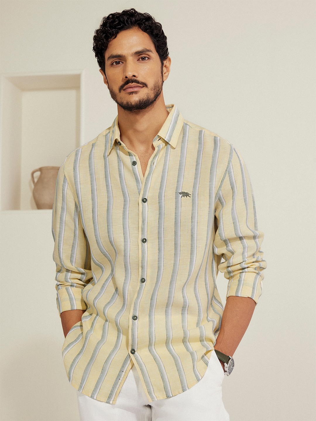 

Andamen Casual Men Striped Spread Collar Casual Shirt, Yellow