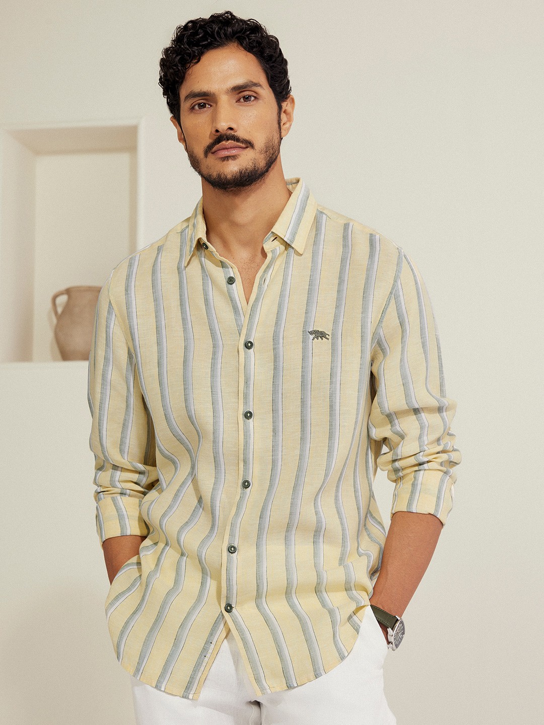 

Andamen Casual Men Striped Spread Collar Casual Shirt, Yellow