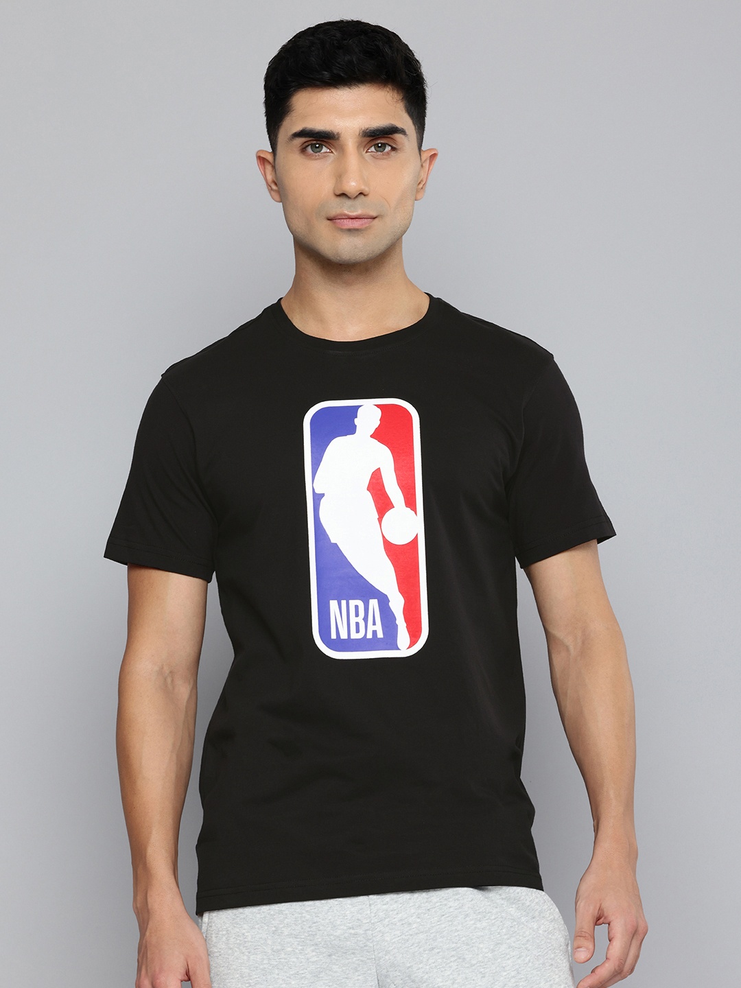 

NBA Men Classic Crest Printed Pure Cotton T-shirt, Black