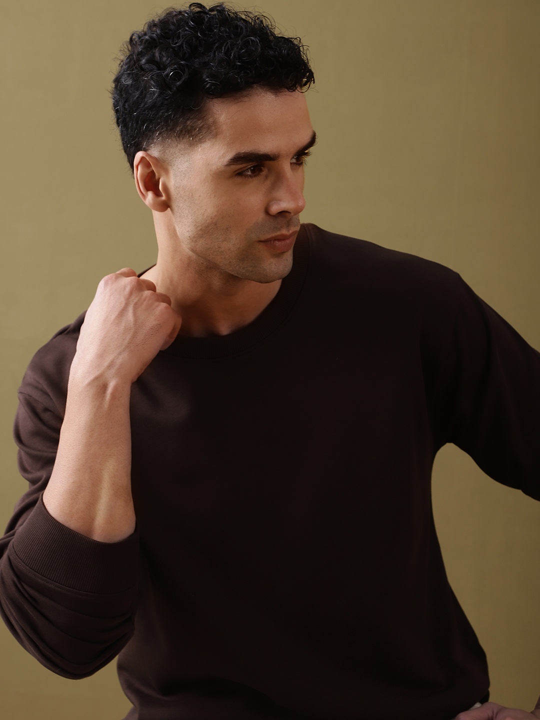 

DILLINGER Men Oversized Ultra Soft Drapey Cotton Long Sleeve Crew Neck T-Shirt, Brown