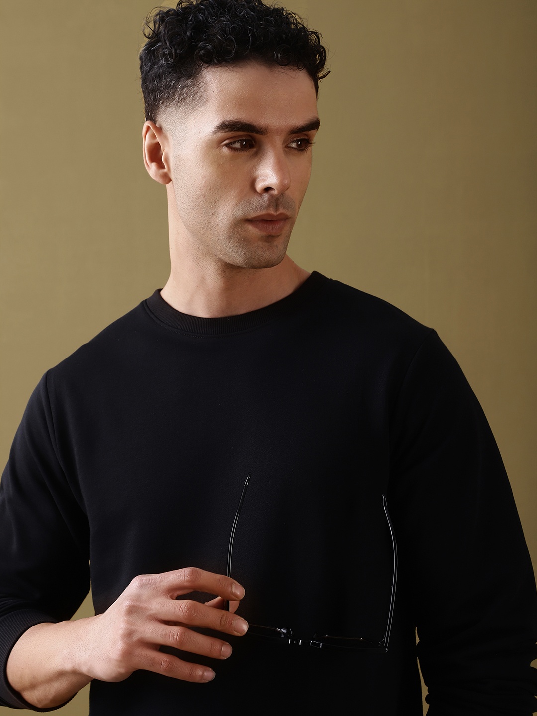 

DILLINGER Men Solid Ultra Soft Drapey Cotton T-Shirt, Black