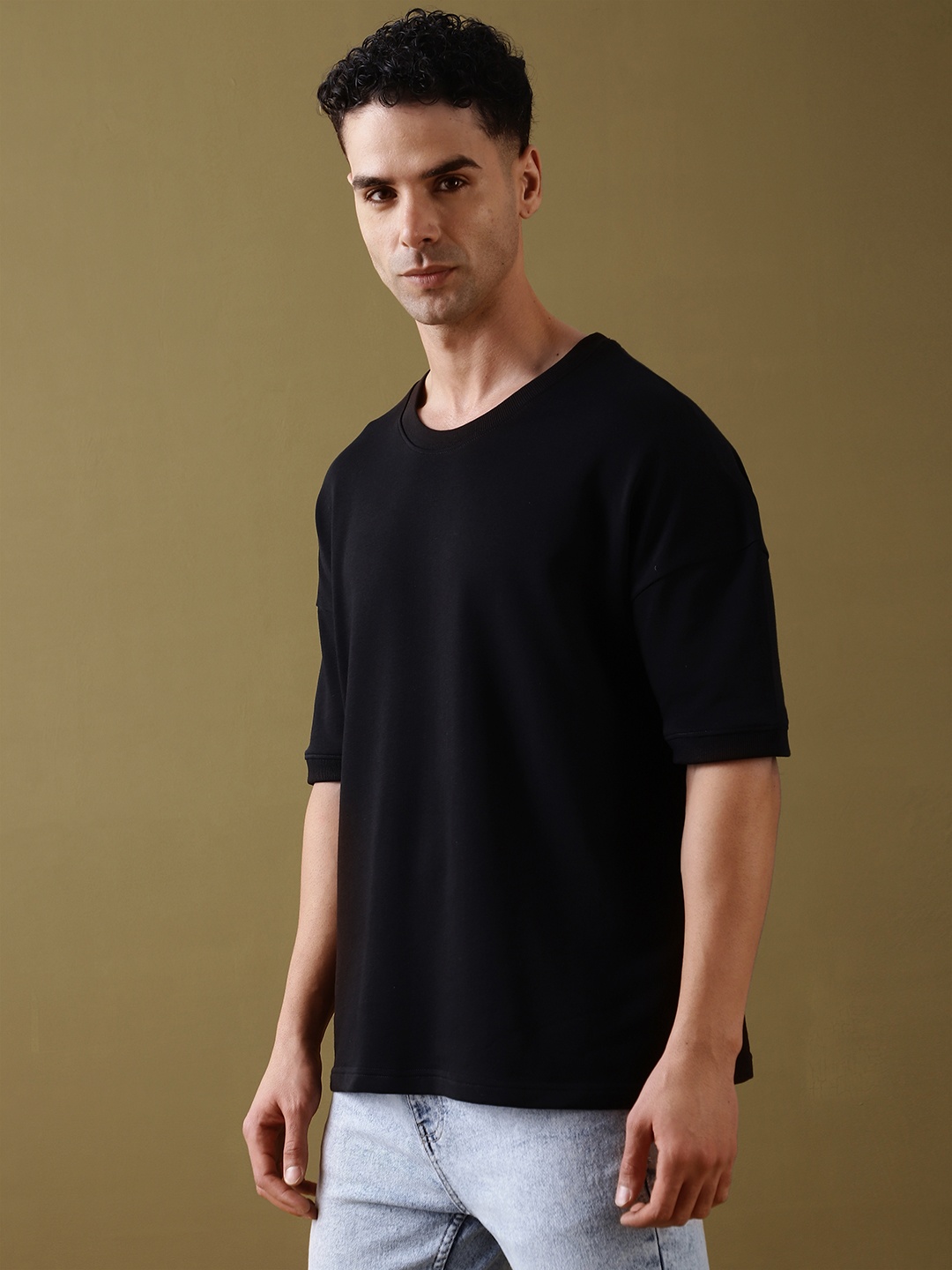 

DILLINGER Men Solid Ultra Soft Drapey Cotton Oversized Drop Shoulder T-Shirt, Black