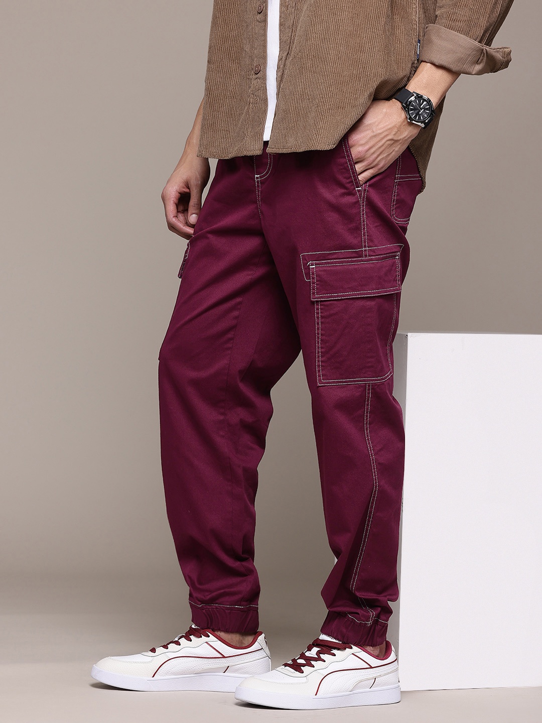 

The Roadster Lifestyle Co. Men Relaxed Fit Pure Cotton Cargo-Style Joggers, Maroon