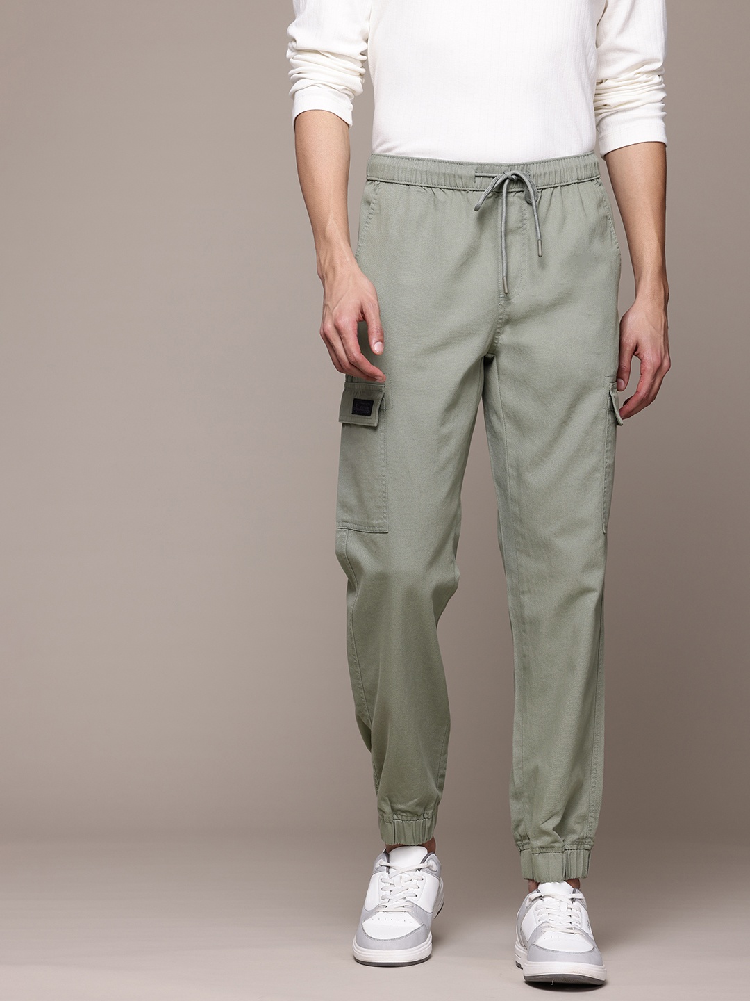 

The Roadster Lifestyle Co. Cargo Style Joggers, Olive