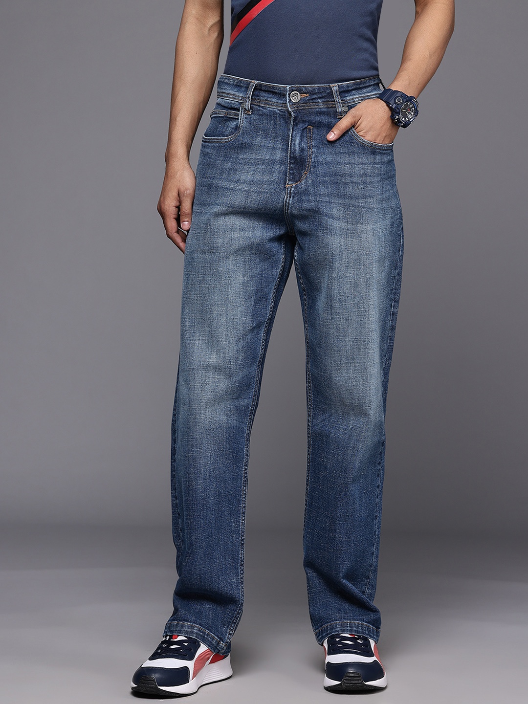 

Ducati Men Straight Fit Faded Jeans, Navy blue