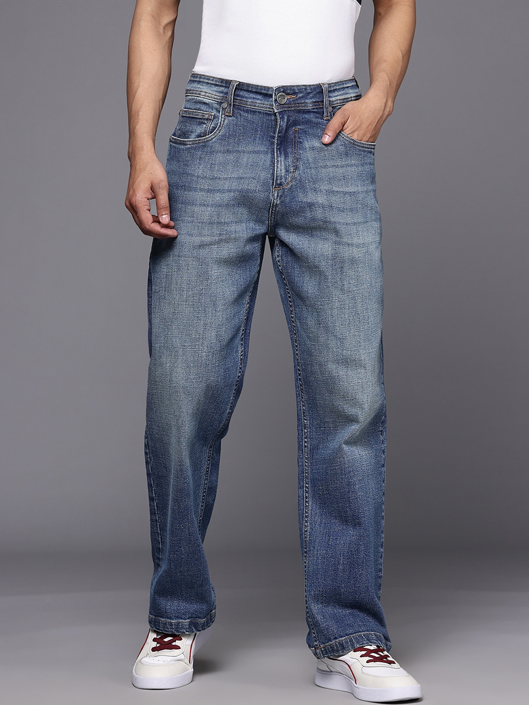 

Ducati Men Straight Fit Faded Jeans, Navy blue