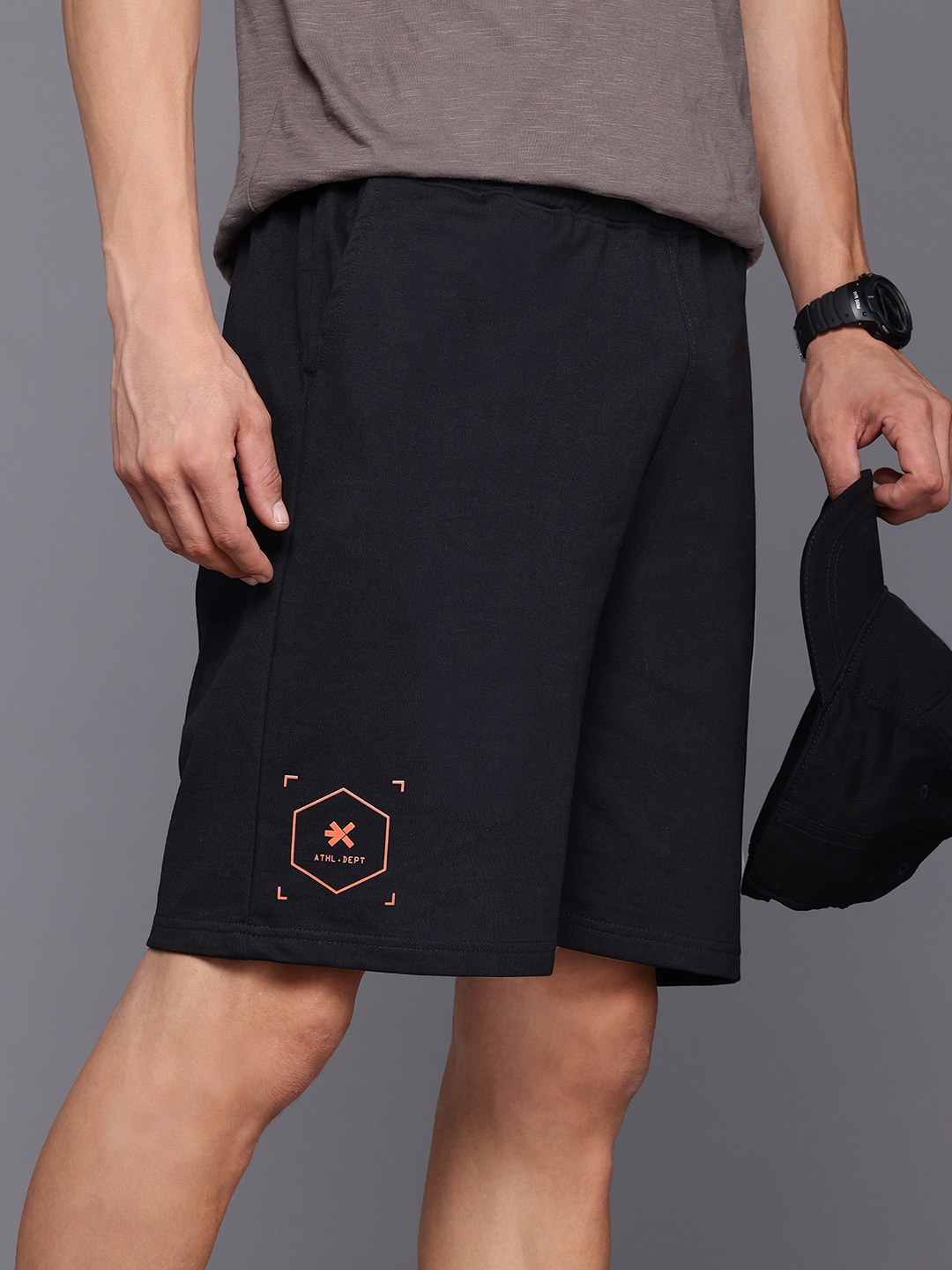 

HRX by Hrithik Roshan Men Lifestyle Shorts, Black
