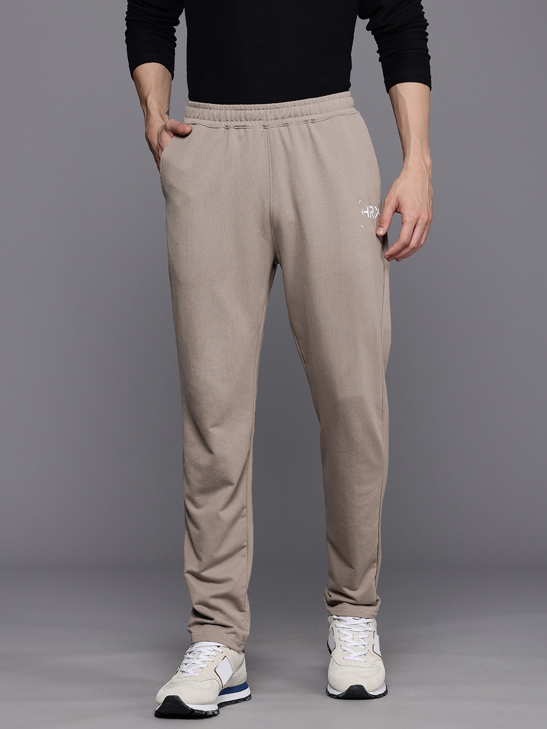 

HRX by Hrithik Roshan Men Regular Fit Track Pants, Grey