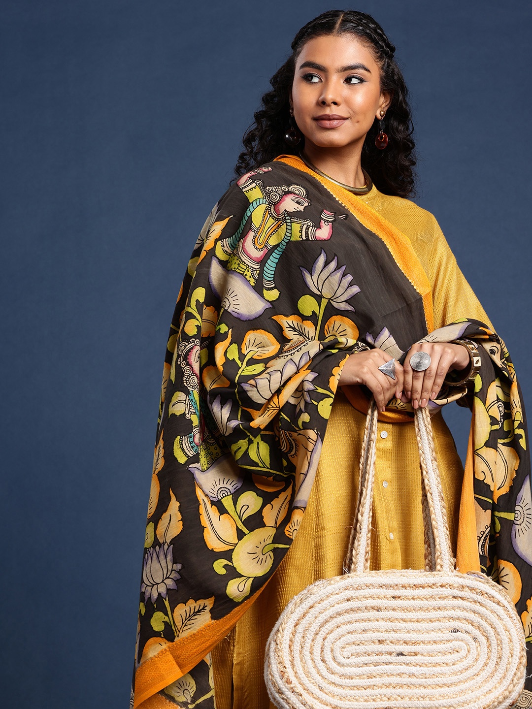 

Taavi Ethnic Motifs Hand Painted Kalamkari Dupatta, Brown
