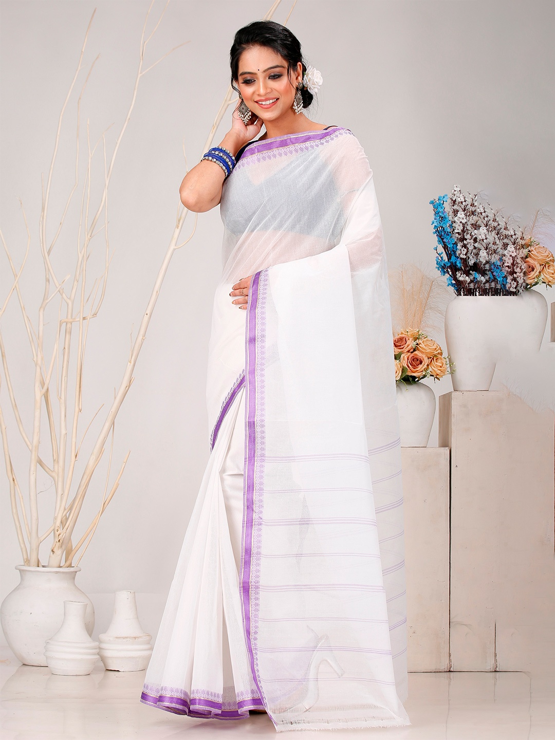 

PuJoy Pure Cotton Taant Saree, White