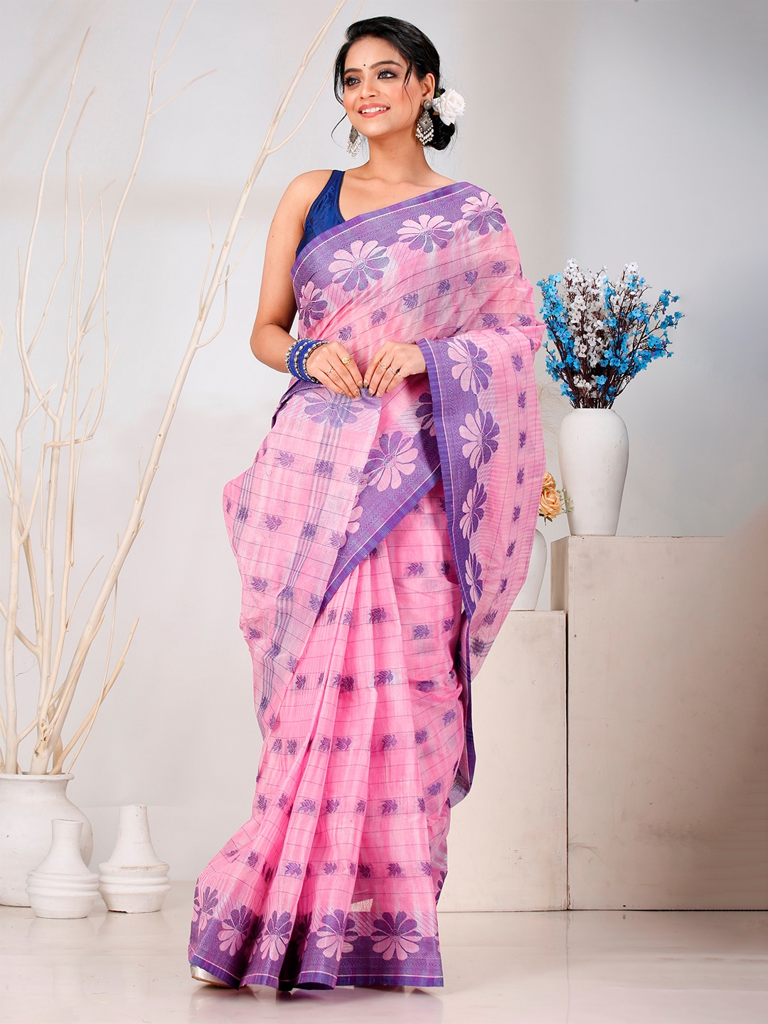 

PuJoy Floral Pure Cotton Taant Saree, Pink